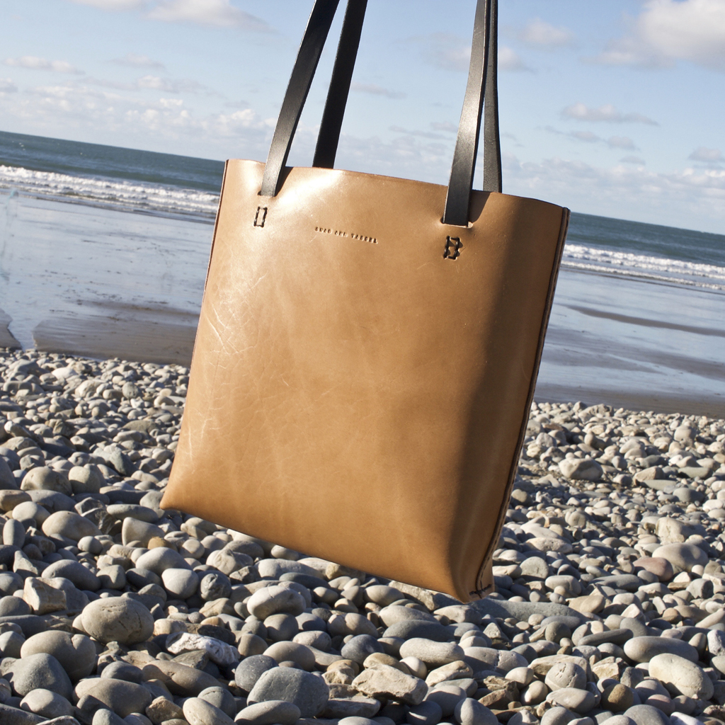 tan leather tote bag